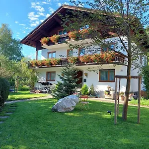 2* Gasthof Helmhof